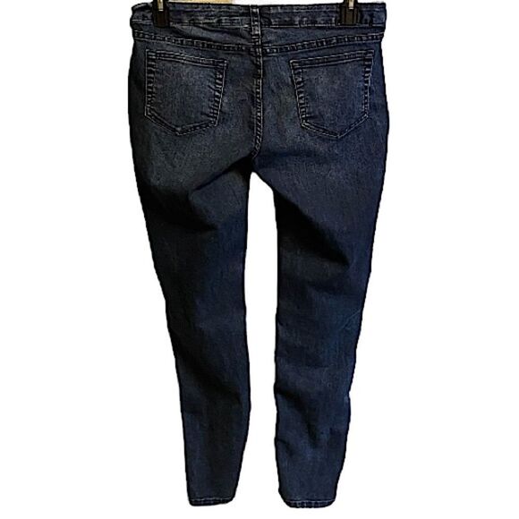 City Streets Juniors Size 11 Straight Jeans Dark Wash Whiskered Classiccore - Picture 9 of 9